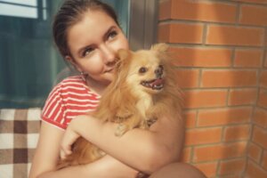 Waarom kan je hond bang zijn om naar buiten te gaan?